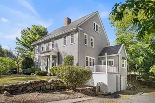 133R Pleasant St, Woburn, MA 01801 - Photo 3