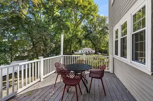 133R Pleasant St, Woburn, MA 01801 - Photo 39