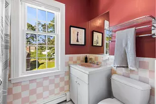 133R Pleasant St, Woburn, MA 01801 - Photo 37