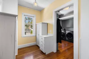 133R Pleasant St, Woburn, MA 01801 - Photo 31