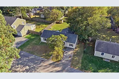 28 Vega St, Weymouth, MA 02188 - Photo 3