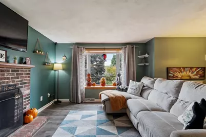 7 N Lakeview Rd, Norton, MA 02766 - Photo 5