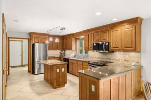 358 Groton St, Dunstable, MA 01827 - Photo 5