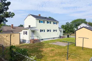 57 Peach St, Swansea, MA 02777 - Photo 5