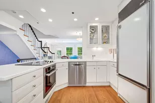 96 Sweetwater Ave, Bedford, MA 01730 - Photo 3