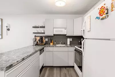210 Washington St #11, Peabody, MA 01960 - Photo 11