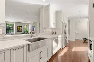 3 Rollins St, Boston, MA 02118 - Photo 17