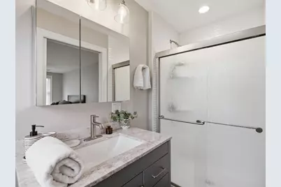 149 Pleasant St #2, Marblehead, MA 01945 - Photo 27