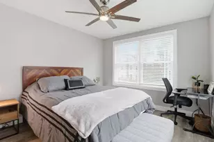 149 Pleasant St, Marblehead, MA 01945 - Photo 25
