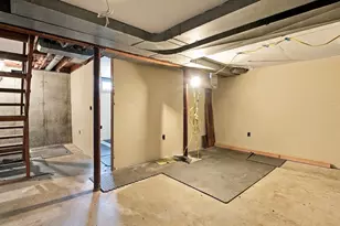 241-243 Nottingham St, Springfield, MA 01104 - Photo 31