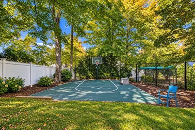 8 Hearthridge Dr, Canton, MA 02021 - Photo 37