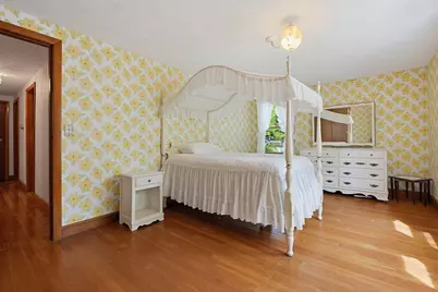 11 Preston St, Wakefield, MA 01880 - Photo 25