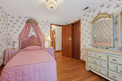 11 Preston St, Wakefield, MA 01880 - Photo 27