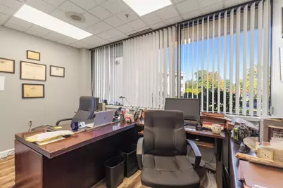 210 Broadway #101, Lynnfield, MA 01940 - Photo 5