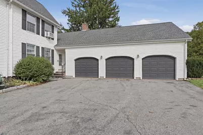 12 Exeter Street, Marlborough, MA 01752 - Photo 3