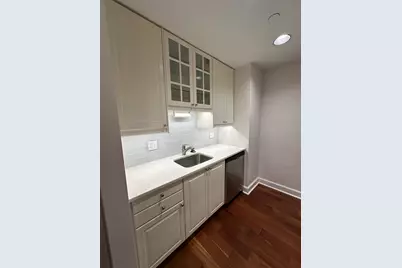 2 Clarendon Street #204, Boston, MA 02116 - Photo 5