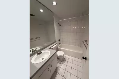 2 Clarendon Street #204, Boston, MA 02116 - Photo 17