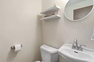 84 Fuller St, Ludlow, MA 01056 - Photo 17