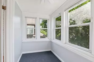 10 Pkwy, Stoneham, MA 02180 - Photo 15