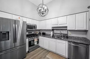 96 Beechwood Dr, Haverhill, MA 01832 - Photo 9