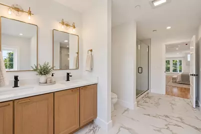 36 Linwood Ave #36, Melrose, MA 02176 - Photo 35