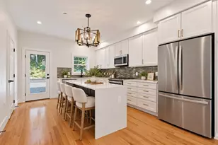 36 Linwood Ave, Melrose, MA 02176 - Photo 9
