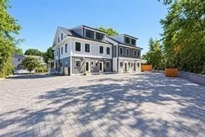 36 Linwood Ave #36, Melrose, MA 02176 - Photo 3