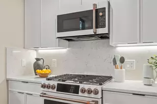 100 Lincoln St, Boston, MA 02135 - Photo 17