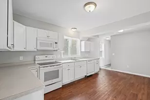 31 Calhoun, Everett, MA 02149 - Photo 3