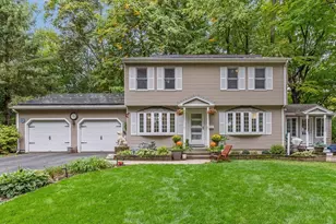 14 Fairview St, Longmeadow, MA 01106 - Photo 1
