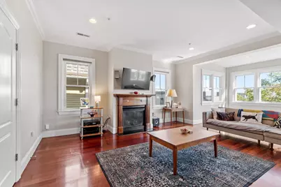98 G St #4, Boston, MA 02127 - Photo 9