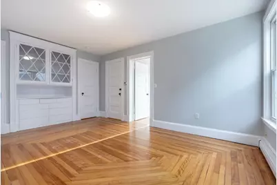 24 Elm St #1, Andover, MA 01810 - Photo 3
