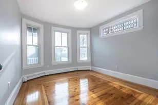 24 Elm St, Andover, MA 01810 - Photo 7