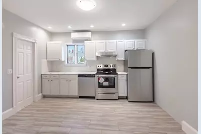 24 Elm St #1, Andover, MA 01810 - Photo 5