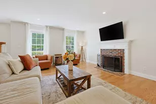 95 Cathedral Dr, Attleboro, MA 02703 - Photo 3