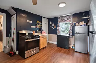 19 Suffolk St, Springfield, MA 01109 - Photo 11