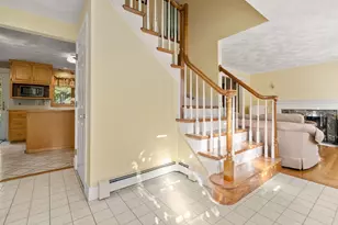 70 Prospect St, Franklin, MA 02038 - Photo 13