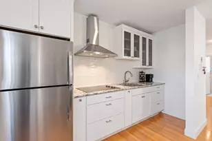 75 Cabot St, Beverly, MA 01915 - Photo 9