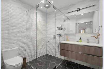 362-364 W Broadway #5, Boston, MA 02127 - Photo 17