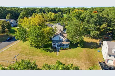52 North St, Agawam, MA 01001 - Photo 31