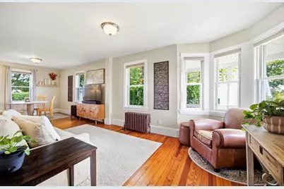 52 North St, Agawam, MA 01001 - Photo 7