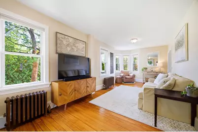 52 North St, Agawam, MA 01001 - Photo 9