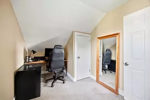 52 North St, Agawam, MA 01001 - Photo 19