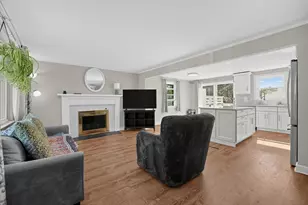 129 Norton St, Weymouth, MA 02191 - Photo 5