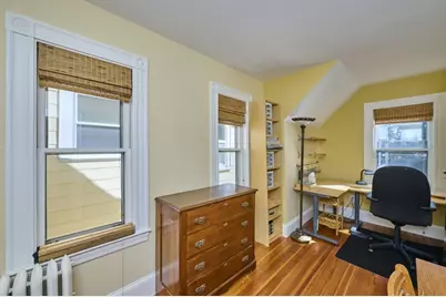 19 Brown Ave, Boston, MA 02131 - Photo 19