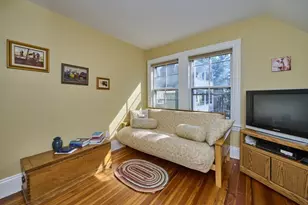 19 Brown Ave, Boston, MA 02131 - Photo 15