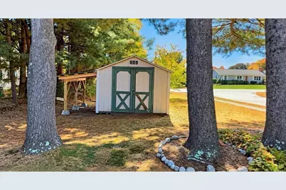 2 Grandview Ln, Easthampton, MA 01027 - Photo 35