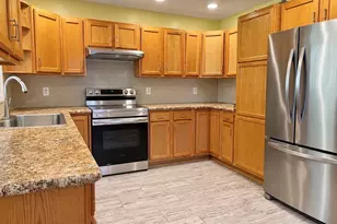 2 Grandview Ln, Easthampton, MA 01027 - Photo 5
