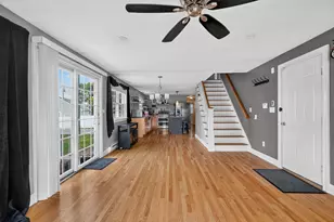 15 Maryland Ave, Chicopee, MA 01020 - Photo 9