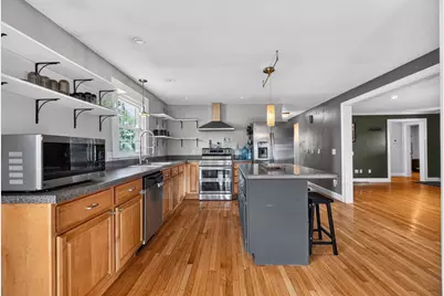 15 Maryland Avenue, Chicopee, MA 01020 - Photo 3